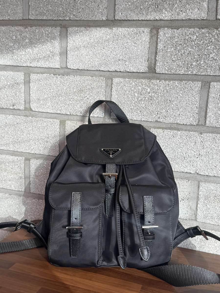 산다라박 샤넬 클래식 미듐 블랙 은장 캐비어 백 관련 가방 이미지 91